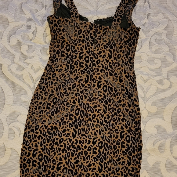 Cheetah Dress - Picture 3 of 5